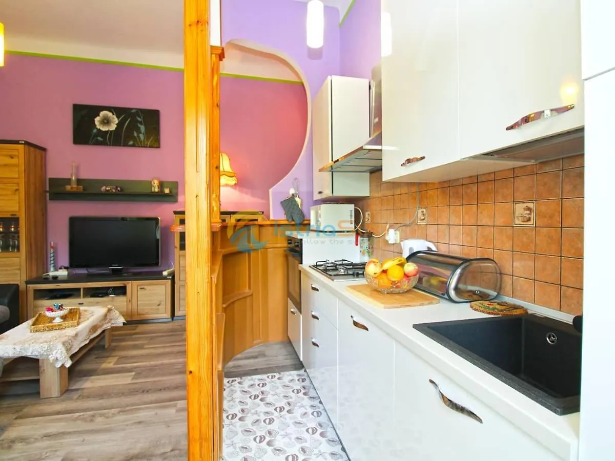 Studio Apartman Lea Pula Apartment